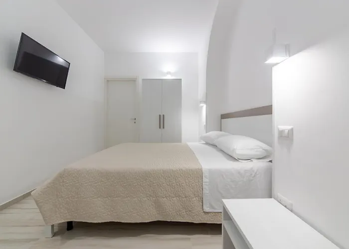 Sole לינה וארוחת בוקר 3*